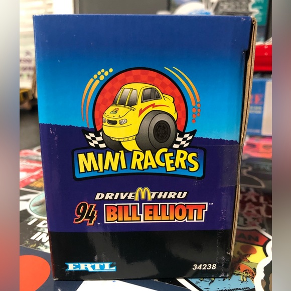 Vintage Mini Racers: 94 Bill Elliot Drive-Thru - Picture 6 of 6